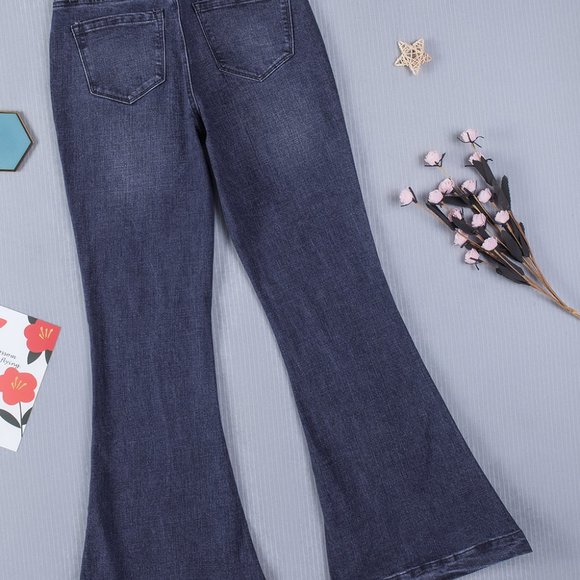 Button Fly Raw Hem Flared Jeans with Pockets - Picture 7 of 14